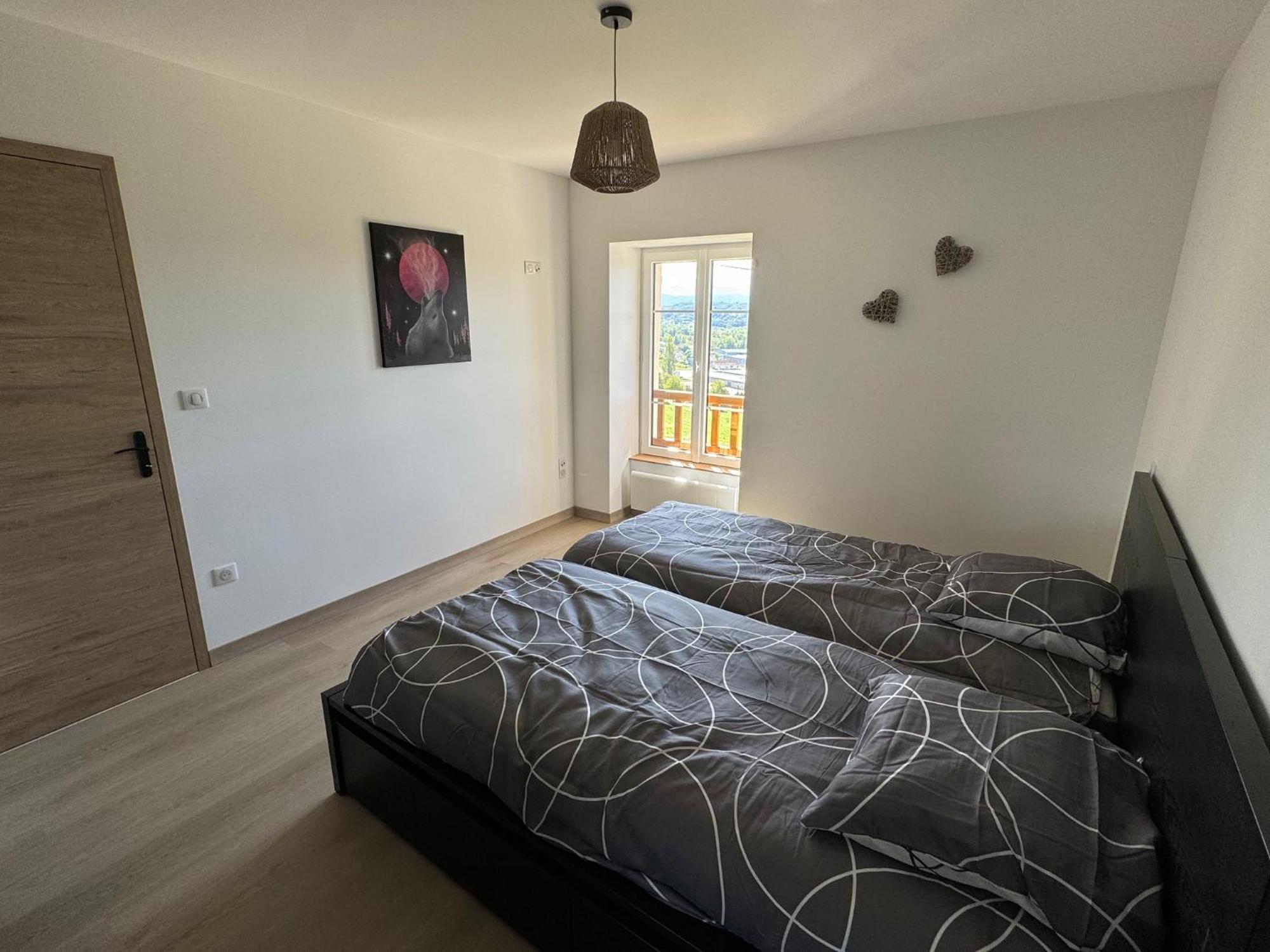 Maison Leonora Saint-Genix-sur-Guiers Екстериор снимка
