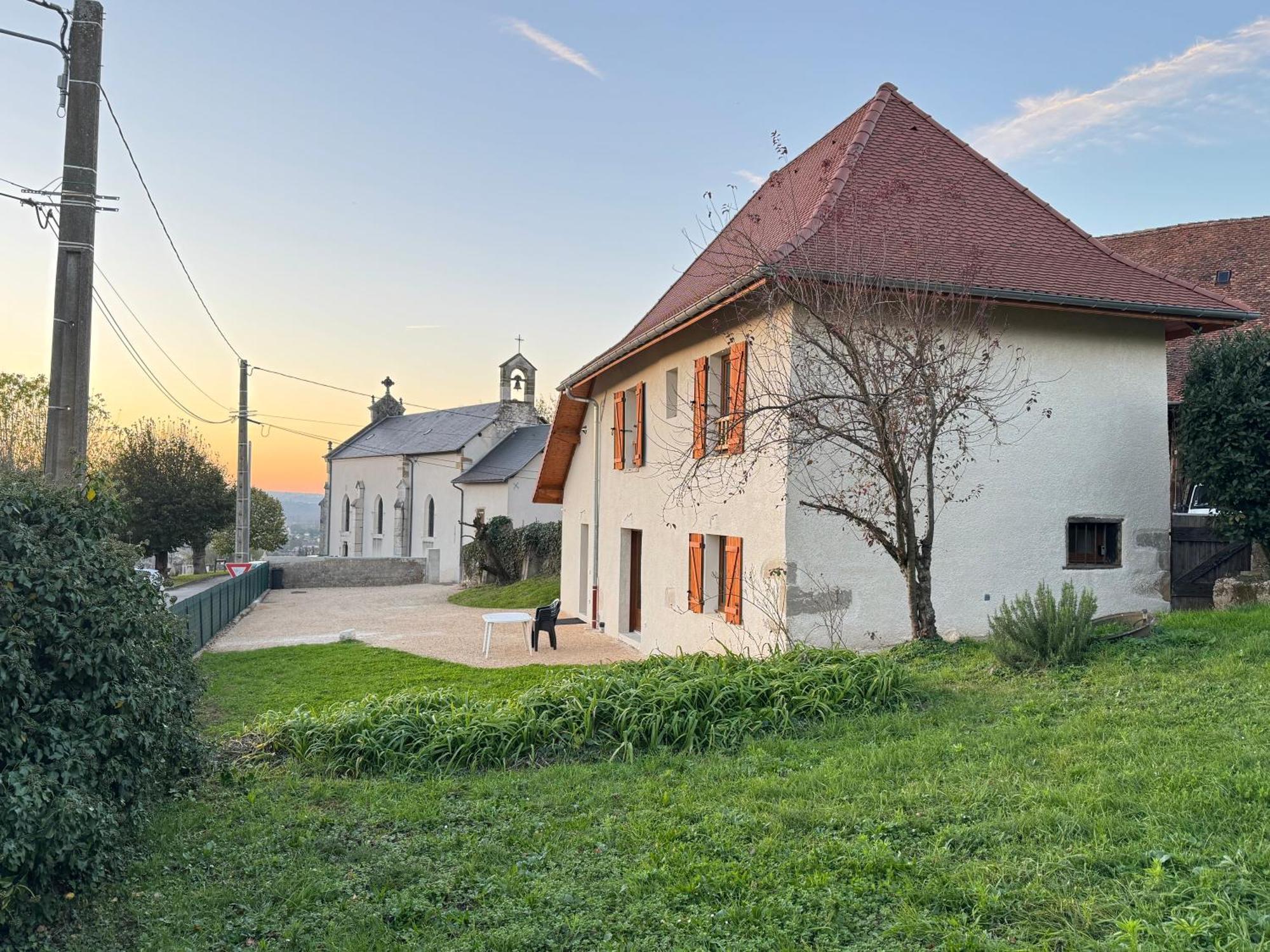 Maison Leonora Saint-Genix-sur-Guiers Екстериор снимка
